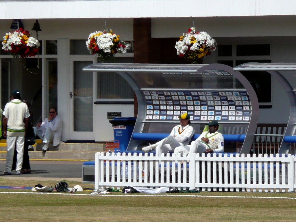 Leg Side Filth » Blog Archive » The day they held a tour match and no
